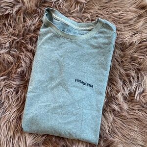 Patagonia responsibili tee